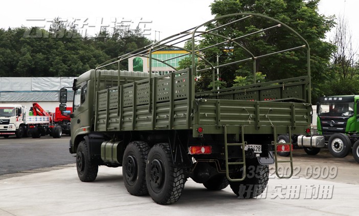 貨車(chē)蓬布篷桿,東風(fēng)運(yùn)兵車(chē),防雨遮陽(yáng)棚貨車(chē),運(yùn)兵車(chē)配置,六驅(qū)越野卡車(chē),出口用貨車(chē)