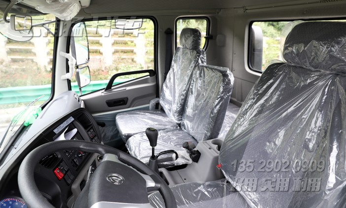 貨車(chē)蓬布篷桿,東風(fēng)運(yùn)兵車(chē),防雨遮陽(yáng)棚貨車(chē),運(yùn)兵車(chē)配置,六驅(qū)越野卡車(chē),出口用貨車(chē)