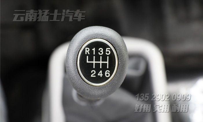 貨車(chē)蓬布篷桿,東風(fēng)運(yùn)兵車(chē),防雨遮陽(yáng)棚貨車(chē),運(yùn)兵車(chē)配置,六驅(qū)越野卡車(chē),出口用貨車(chē)