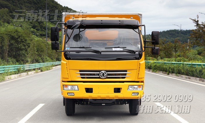 5噸廂式車(chē),東風(fēng)輕卡,集裝箱貨車(chē),4*2小型廂式運(yùn)輸車(chē)